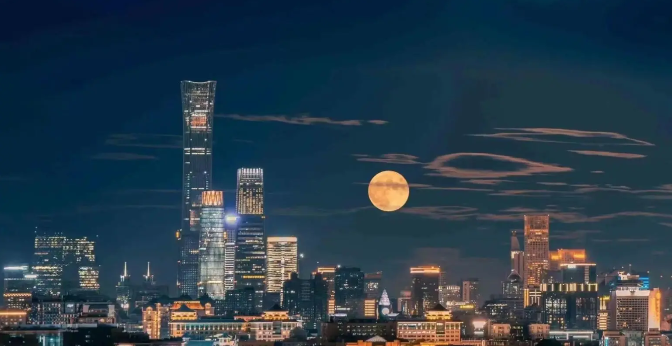 深圳大楼月景.jpg